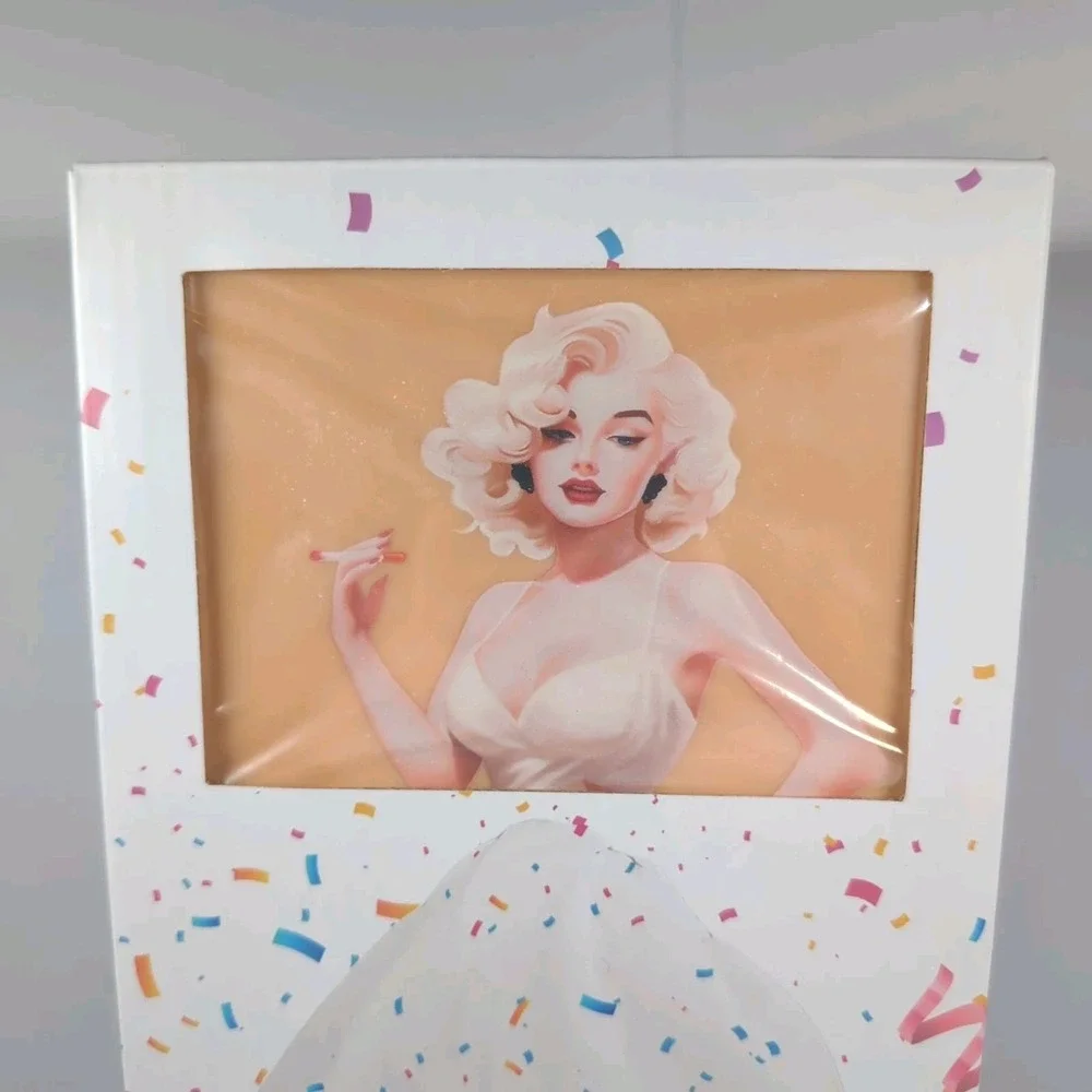 N/A this marilyn